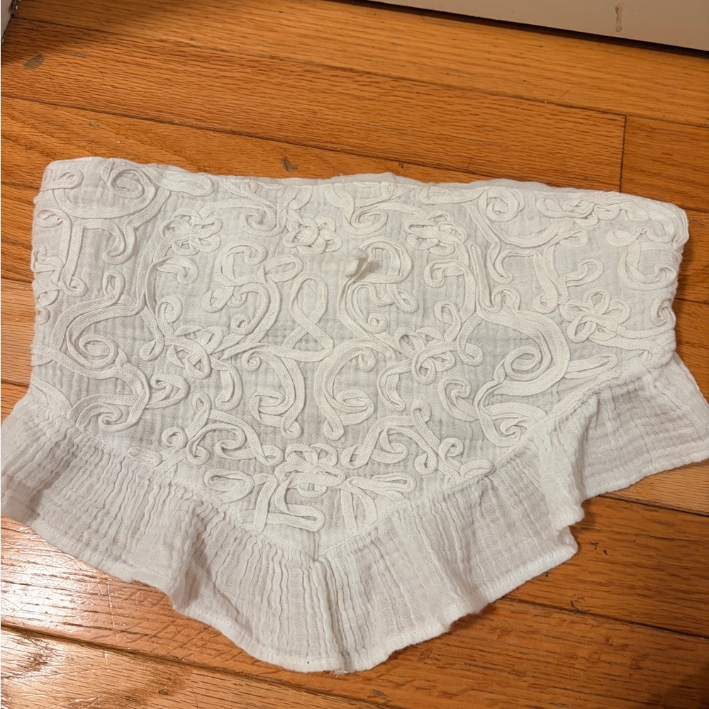 American Eagle Outfitters White Smocked Top